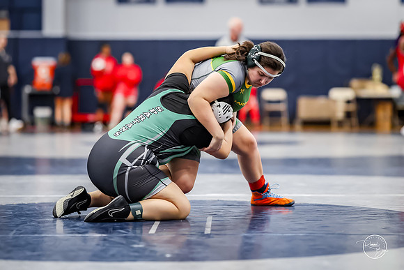 20260103  Girls Wrestling Oswego Invite-53