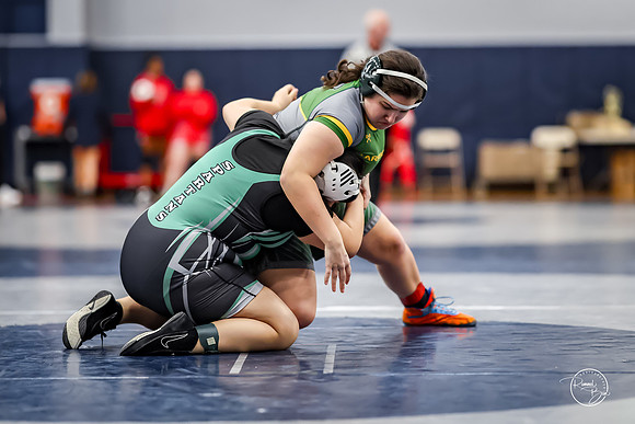 20260103  Girls Wrestling Oswego Invite-54
