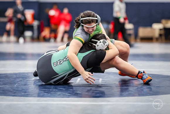 20260103  Girls Wrestling Oswego Invite-55