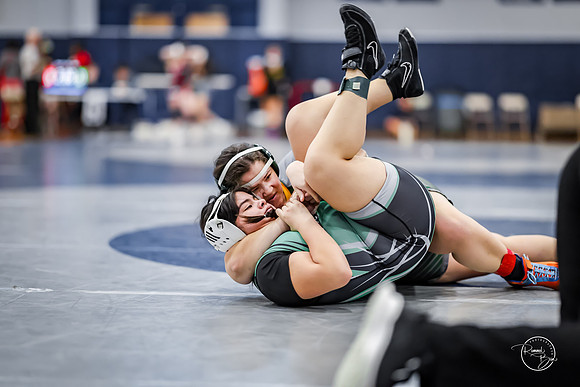 20260103  Girls Wrestling Oswego Invite-60
