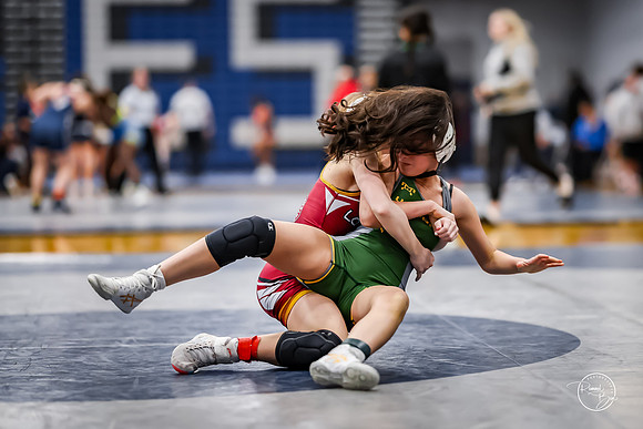 20260103  Girls Wrestling Oswego Invite-64