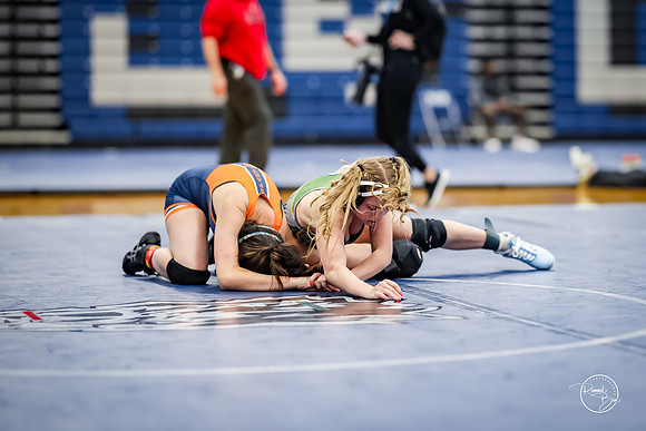 20260103  Girls Wrestling Oswego Invite-73