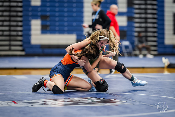 20260103  Girls Wrestling Oswego Invite-74