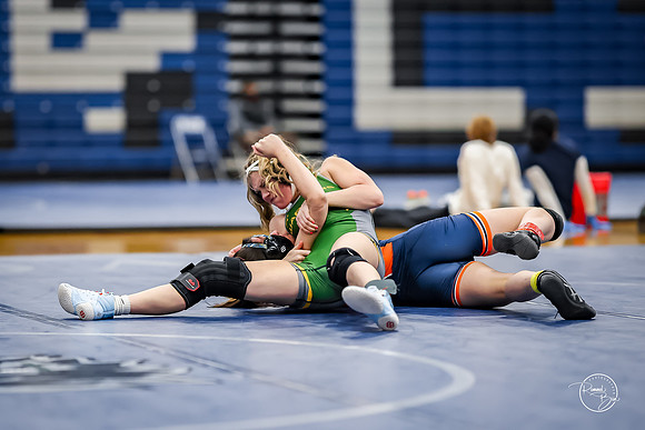 20260103  Girls Wrestling Oswego Invite-76