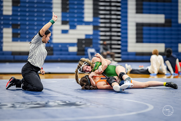 20260103  Girls Wrestling Oswego Invite-77