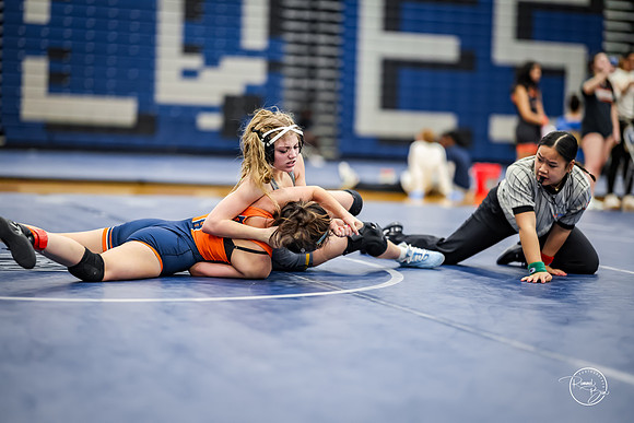 20260103  Girls Wrestling Oswego Invite-88