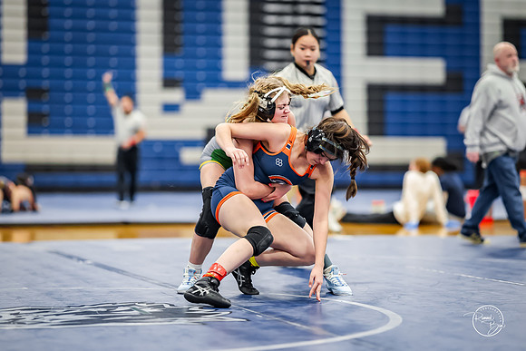 20260103  Girls Wrestling Oswego Invite-91