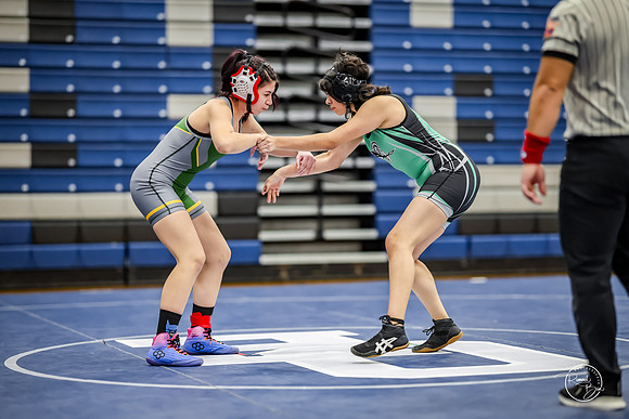 20260103  Girls Wrestling Oswego Invite-95
