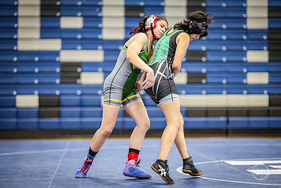 20260103  Girls Wrestling Oswego Invite-98