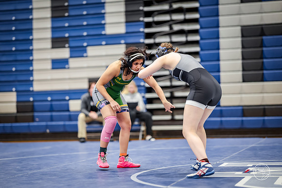 20260103  Girls Wrestling Oswego Invite-103