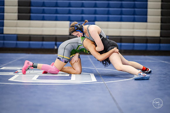20260103  Girls Wrestling Oswego Invite-106