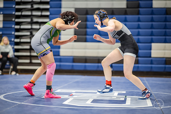 20260103  Girls Wrestling Oswego Invite-107