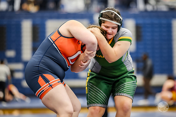 20260103  Girls Wrestling Oswego Invite-120