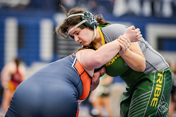 20260103  Girls Wrestling Oswego Invite-123