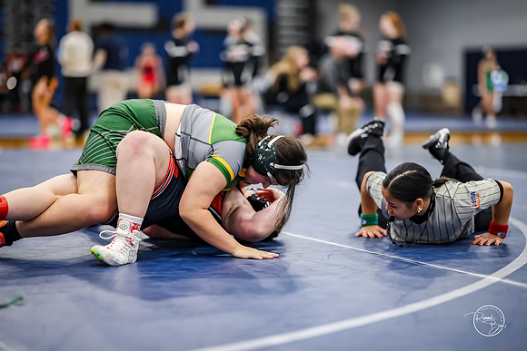 20260103  Girls Wrestling Oswego Invite-125