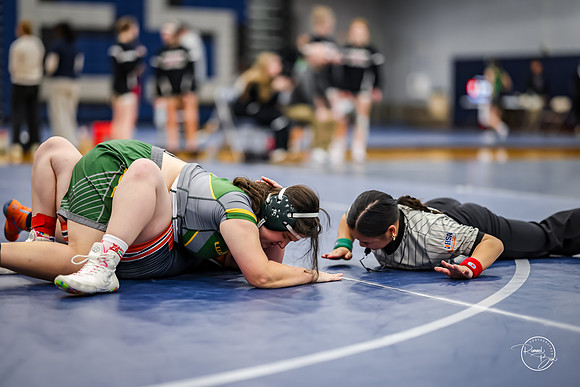 20260103  Girls Wrestling Oswego Invite-128