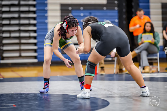 20260103  Girls Wrestling Oswego Invite-144