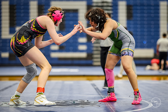 20260103  Girls Wrestling Oswego Invite-161