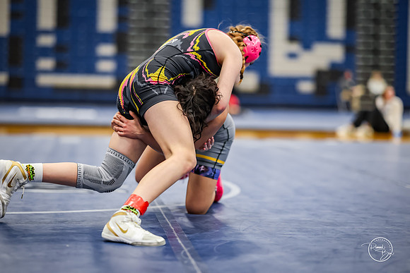 20260103  Girls Wrestling Oswego Invite-165