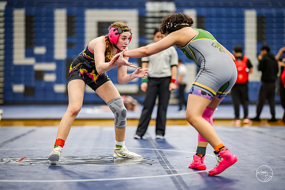 20260103  Girls Wrestling Oswego Invite-176
