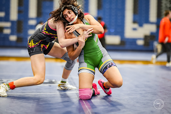 20260103  Girls Wrestling Oswego Invite-177