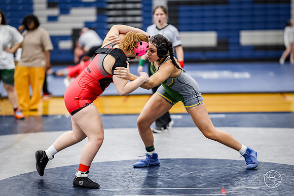 20260103  Girls Wrestling Oswego Invite-178