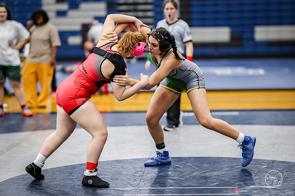 20260103  Girls Wrestling Oswego Invite-179