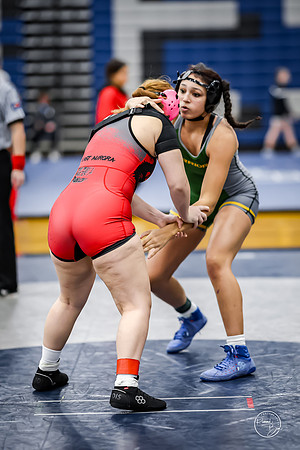20260103  Girls Wrestling Oswego Invite-180