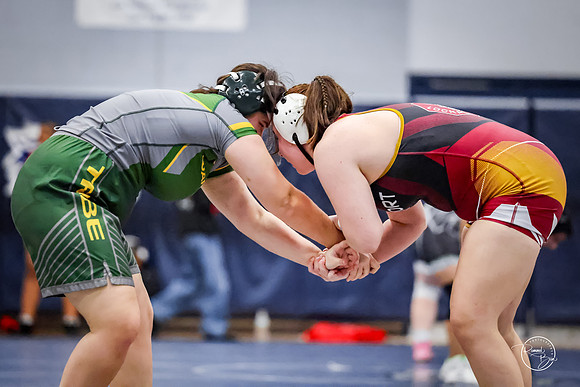 20260103  Girls Wrestling Oswego Invite-192