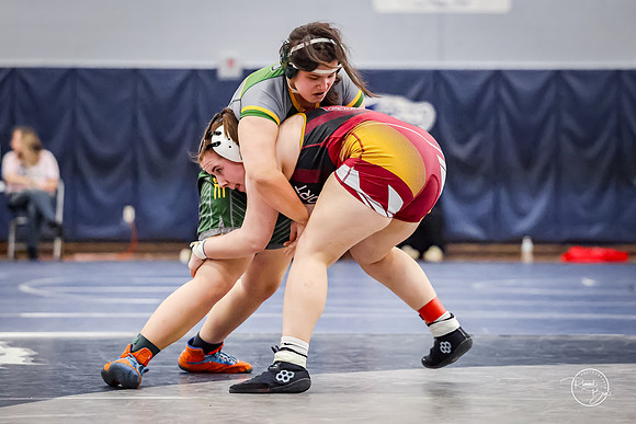 20260103  Girls Wrestling Oswego Invite-193