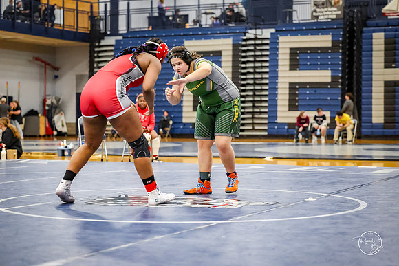 20260103  Girls Wrestling Oswego Invite-199
