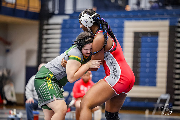 20260103  Girls Wrestling Oswego Invite-200