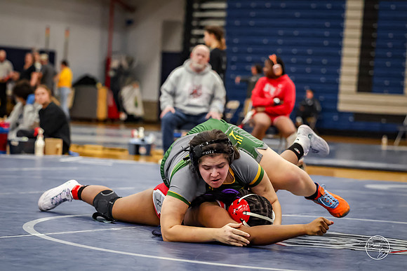 20260103  Girls Wrestling Oswego Invite-204