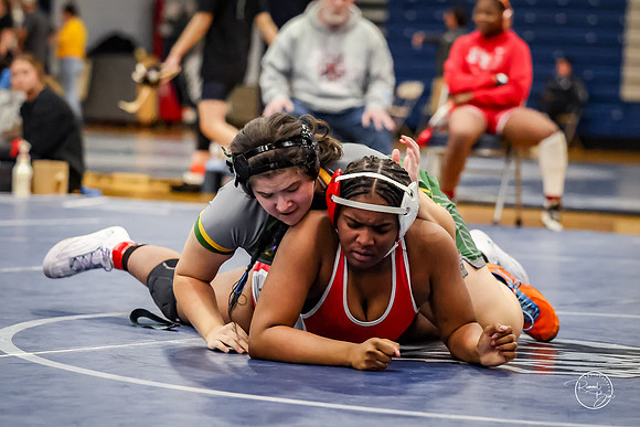 20260103  Girls Wrestling Oswego Invite-205