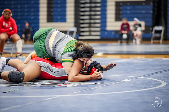 20260103  Girls Wrestling Oswego Invite-207