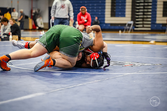 20260103  Girls Wrestling Oswego Invite-211