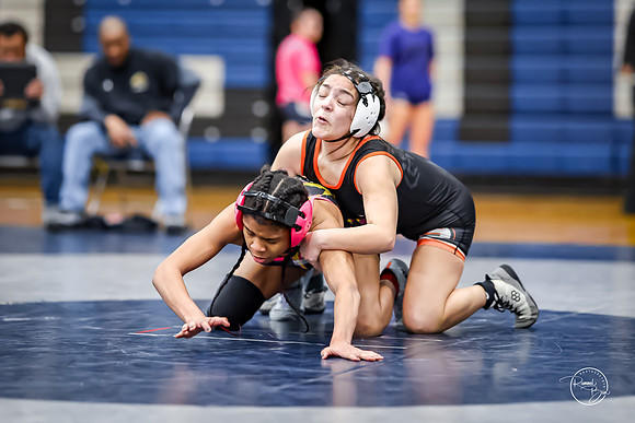 20260103  MV Girls Wrestling Oswego Invite-26