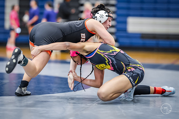 20260103  MV Girls Wrestling Oswego Invite-30