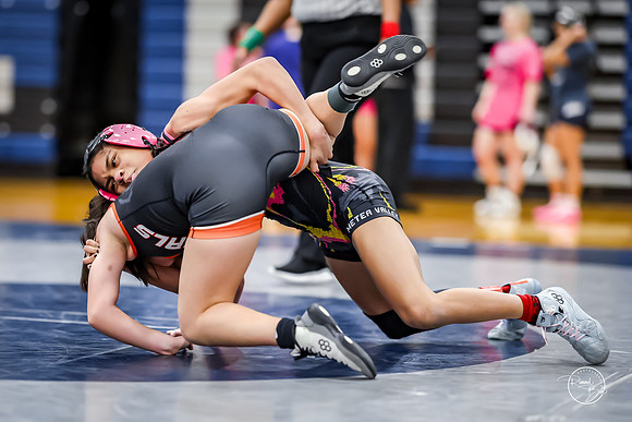 20260103  MV Girls Wrestling Oswego Invite-34