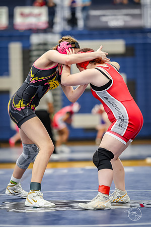 20260103  MV Girls Wrestling Oswego Invite-55