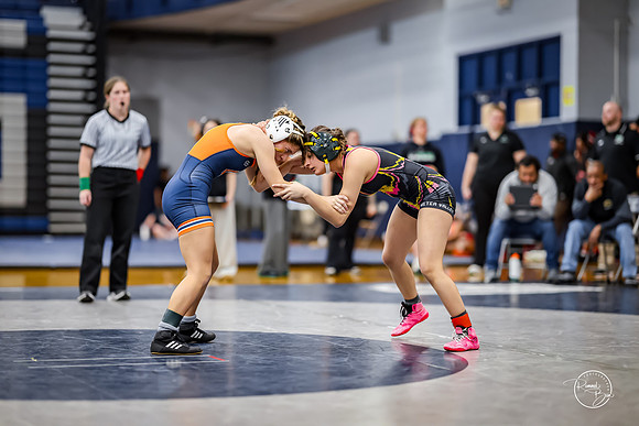20260103  MV Girls Wrestling Oswego Invite-69