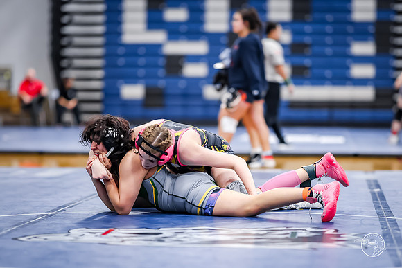 20260103  MV Girls Wrestling Oswego Invite-81
