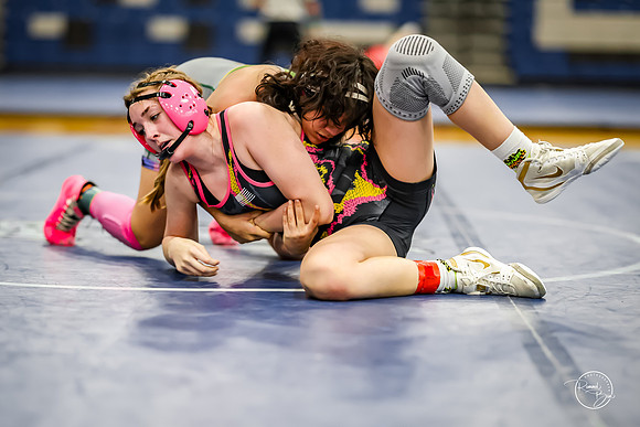 20260103  MV Girls Wrestling Oswego Invite-90