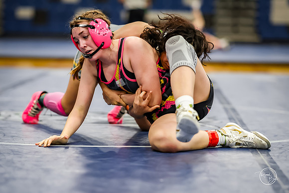 20260103  MV Girls Wrestling Oswego Invite-91