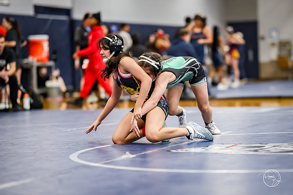 20260103  MV Girls Wrestling Oswego Invite-109