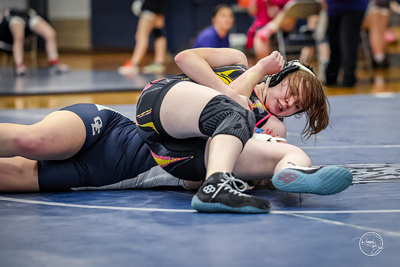20260103  MV Girls Wrestling Oswego Invite-122