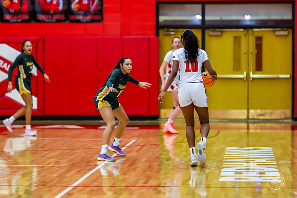 20260115 Naperville Central-7