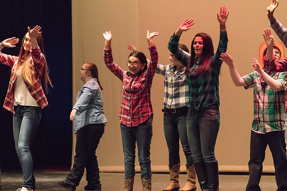 WV Orchesis 2014-15-3167