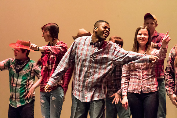 WV Orchesis 2014-15-3140