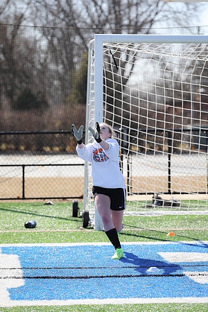20200307 WV Girls Soccer Practice-150